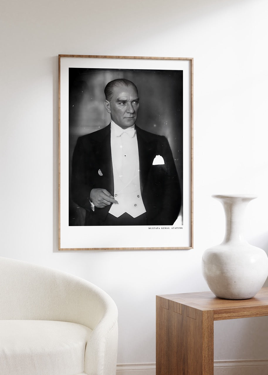 Atatürk Çerçevesiz Poster