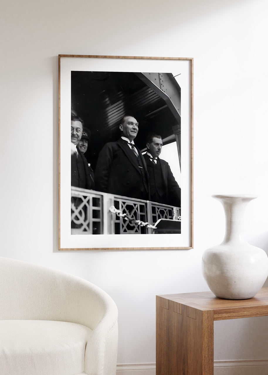 Atatürk Çerçevesiz Poster